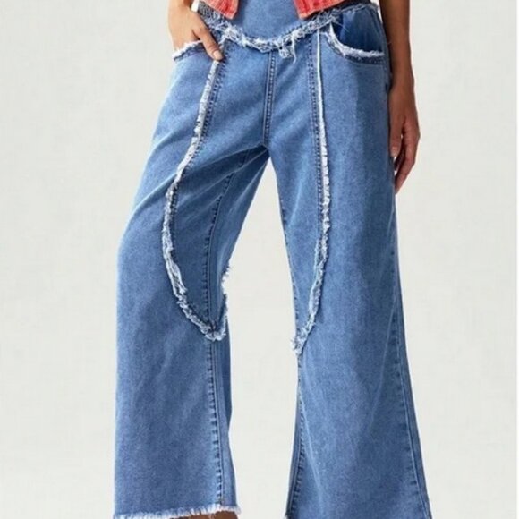 Stonewash Denim w/Fraying Crop Wide Leg Jeans & Stripe Sweater Bundle SZ Lg, NWT - Picture 16 of 16